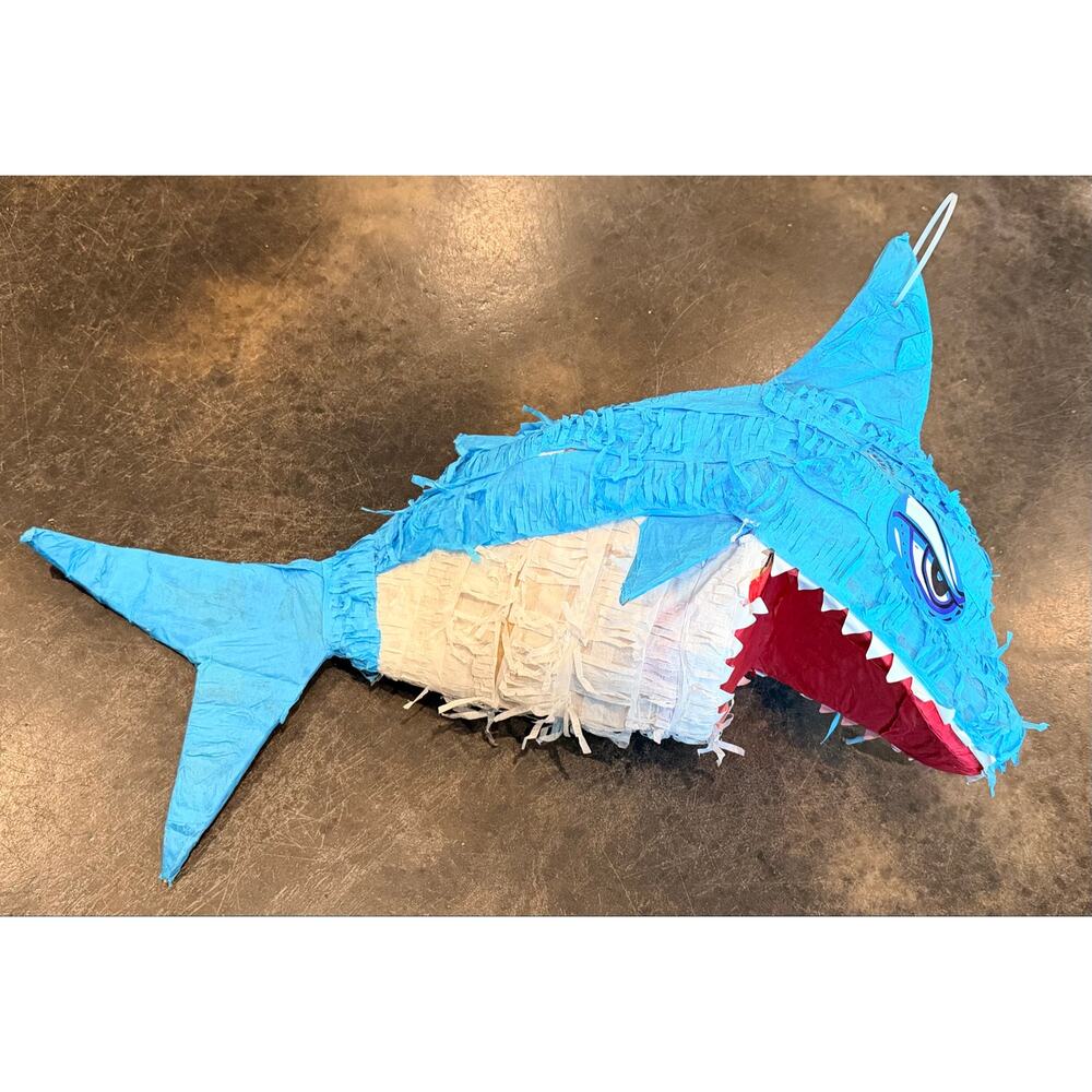 New ya Outta Shark Piñata, Daddy Shark, Baby Shark, Mama Shark, Party, Birthday